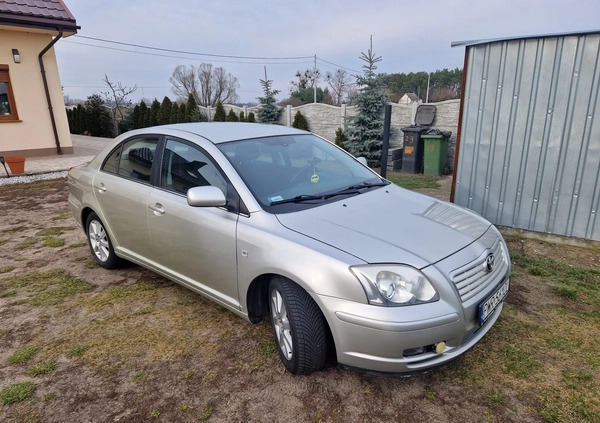 Toyota Avensis cena 8999 przebieg: 332000, rok produkcji 2005 z Ząbki małe 22